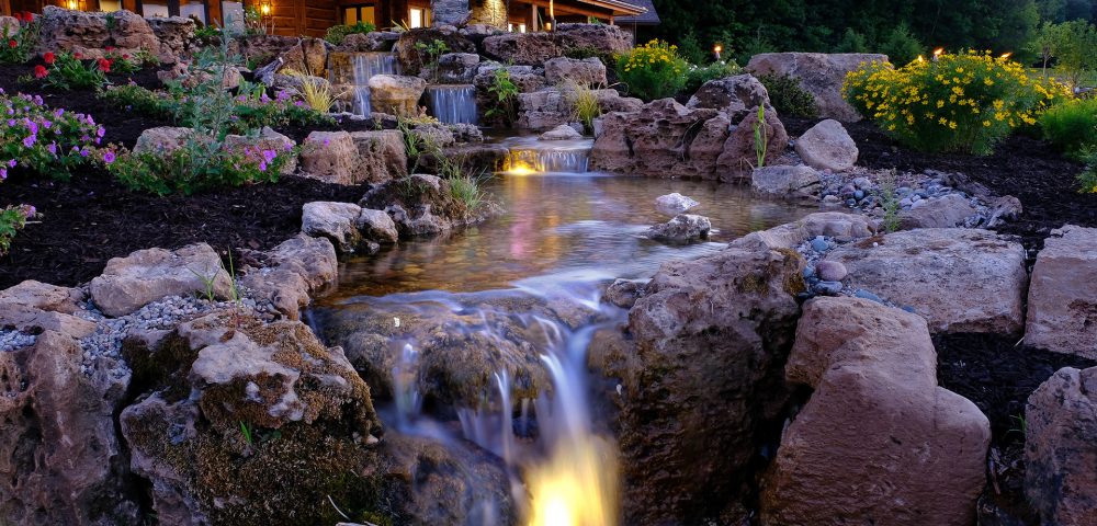 Pond-less water feature