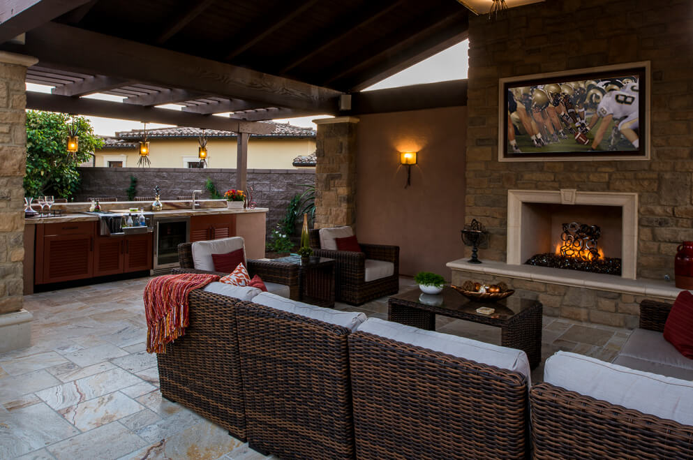 Outdoor Kitchen