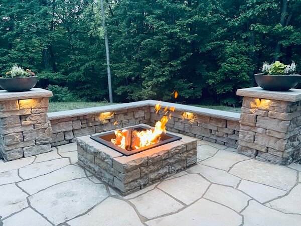 Fire pit with lighted fire