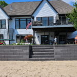 20' x 4' Wall with Steps